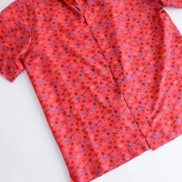 Vintage Tie Silk Red Silk Short Sleeve Button Blouse w Elephants Medium - Picture 8 of 13